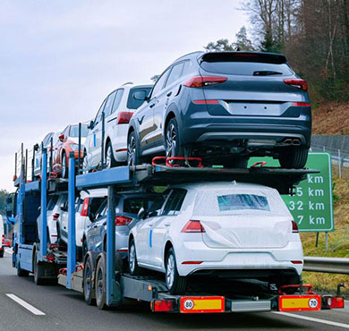 car-freight-in-road